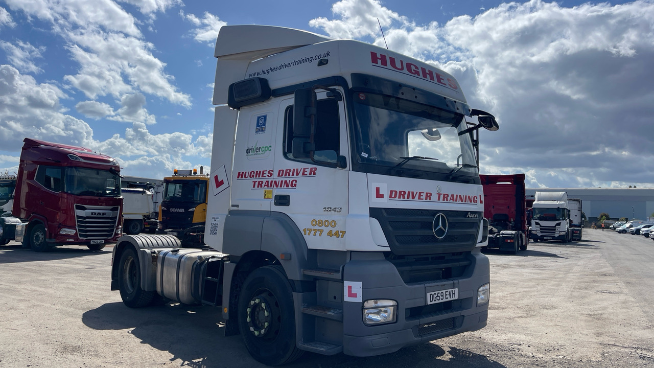 MERCEDES-BENZ AXOR 1843 - 트랙터 유닛 : 사진 1 MERCEDES-BENZ AXOR 1843 - 트랙터 유닛 : 사진 1