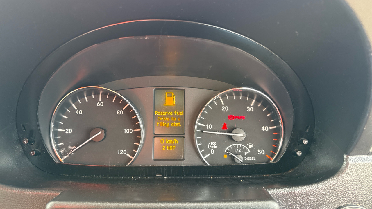 패널 밴, 지자체/ 특수 차량 MERCEDES-BENZ SPRINTER 314 CDI : 사진 6 패널 밴, 지자체/ 특수 차량 MERCEDES-BENZ SPRINTER 314 CDI : 사진 6