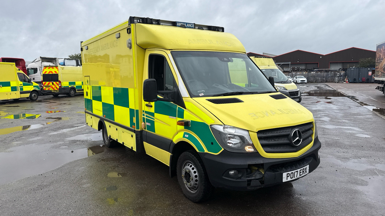 MERCEDES-BENZ SPRINTER 519 CDI - 구급차 : 사진 1 MERCEDES-BENZ SPRINTER 519 CDI - 구급차 : 사진 1