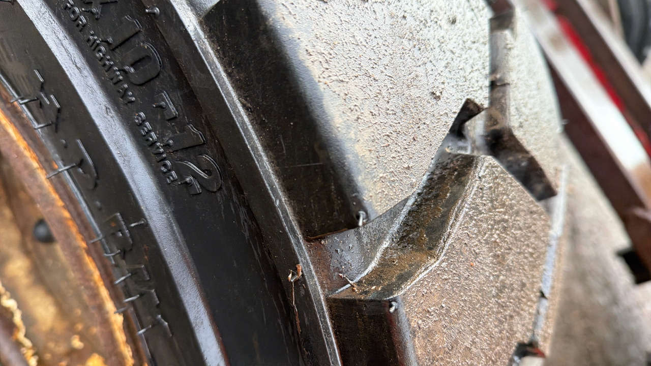 트럭 장착 지게차 MOFFETT M4 20.3 : 사진 9 트럭 장착 지게차 MOFFETT M4 20.3 : 사진 9