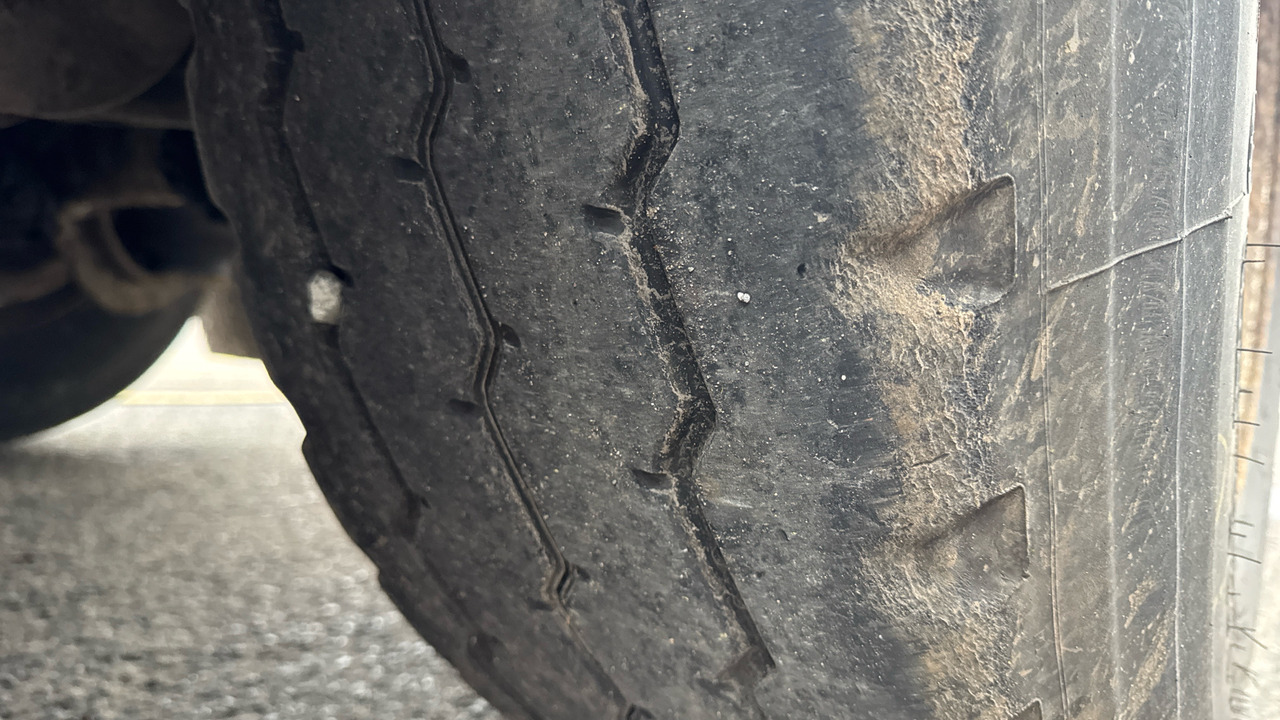 트레일러 MONTRACON CURTAINSIDE : 사진 19 트레일러 MONTRACON CURTAINSIDE : 사진 19