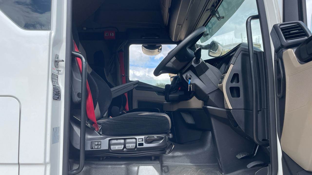 Man TGX 26.510 - 트랙터 유닛 : 사진 5 Man TGX 26.510 - 트랙터 유닛 : 사진 5