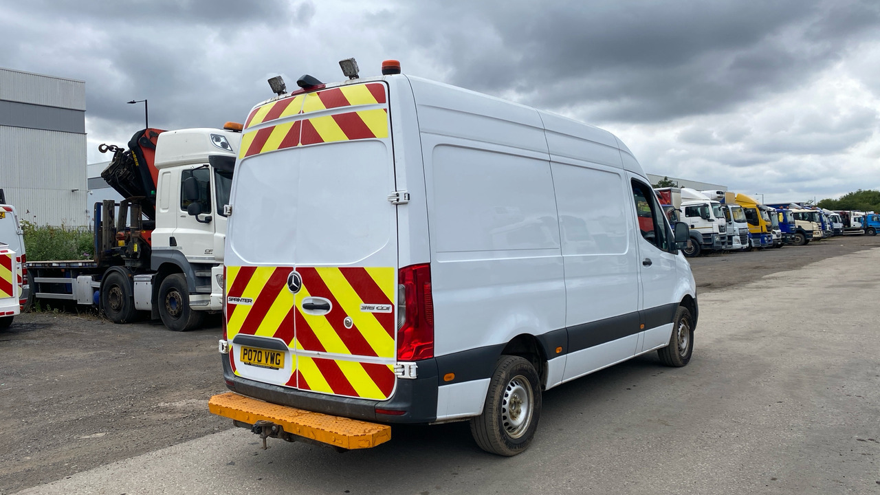 Mercedes-Benz Sprinter 316 CDI - 패널 밴 : 사진 4 Mercedes-Benz Sprinter 316 CDI - 패널 밴 : 사진 4