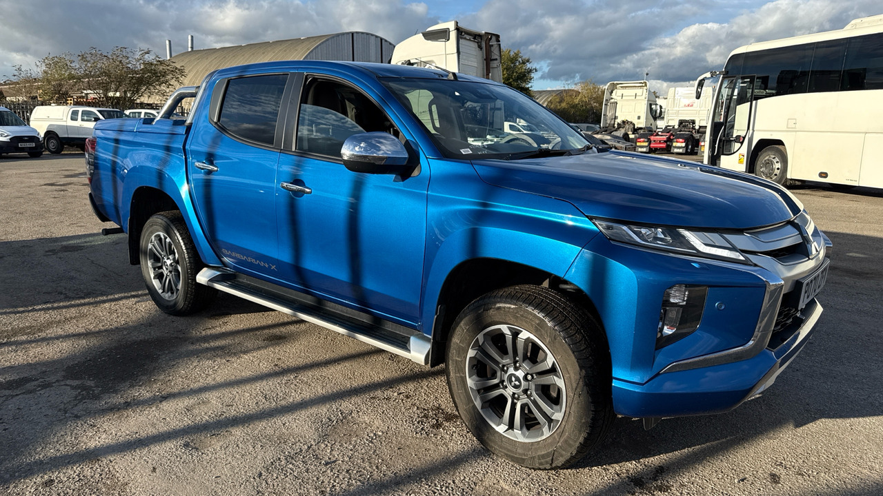 Mitsubishi L200 DI-D 2.3 Barbarian X 150PS - 픽업트럭, 콤비 밴 : 사진 1 Mitsubishi L200 DI-D 2.3 Barbarian X 150PS - 픽업트럭, 콤비 밴 : 사진 1