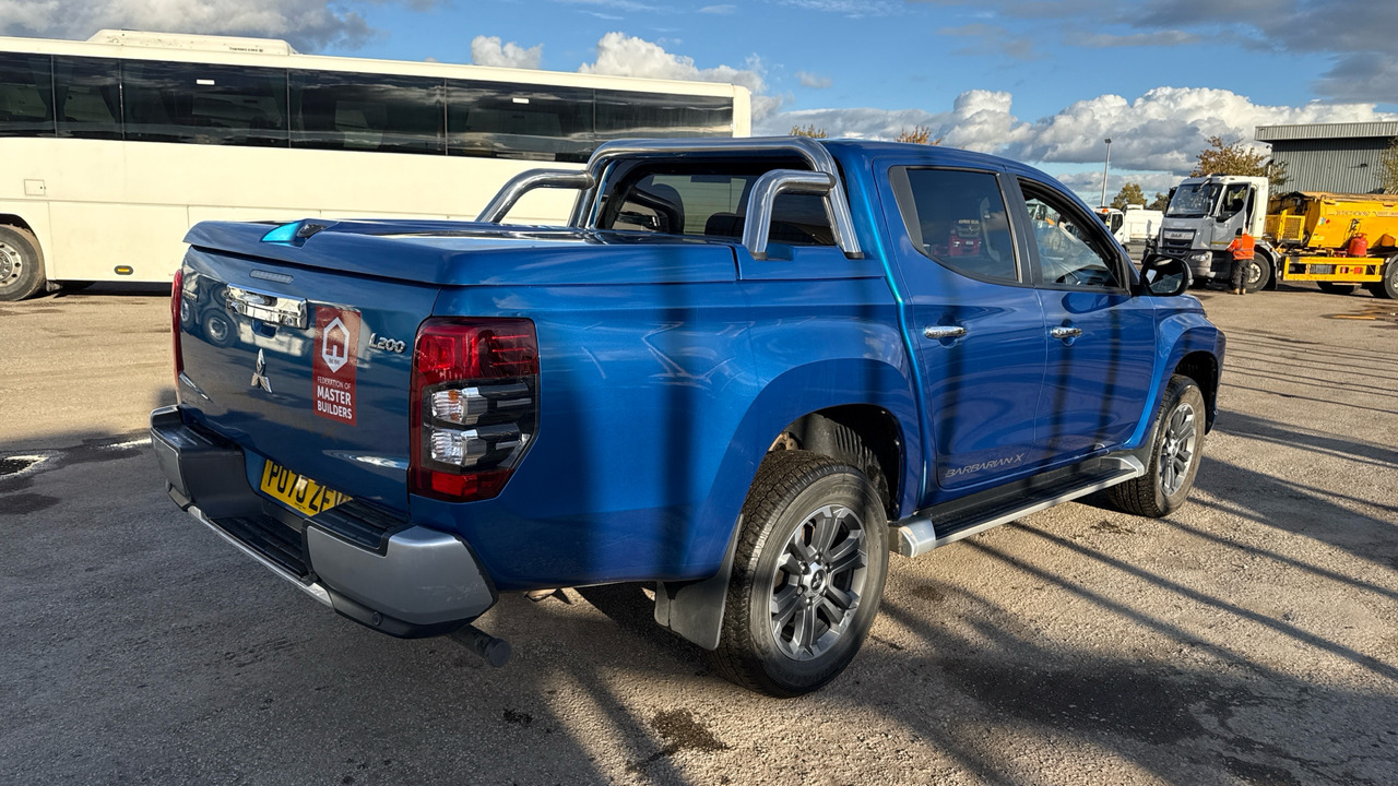 Mitsubishi L200 DI-D 2.3 Barbarian X 150PS - 픽업트럭, 콤비 밴 : 사진 4 Mitsubishi L200 DI-D 2.3 Barbarian X 150PS - 픽업트럭, 콤비 밴 : 사진 4