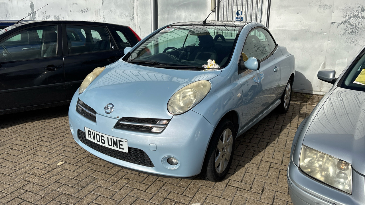 NISSAN MICRA C + C 1.4 URBIS - 차량 : 사진 2 NISSAN MICRA C + C 1.4 URBIS - 차량 : 사진 2