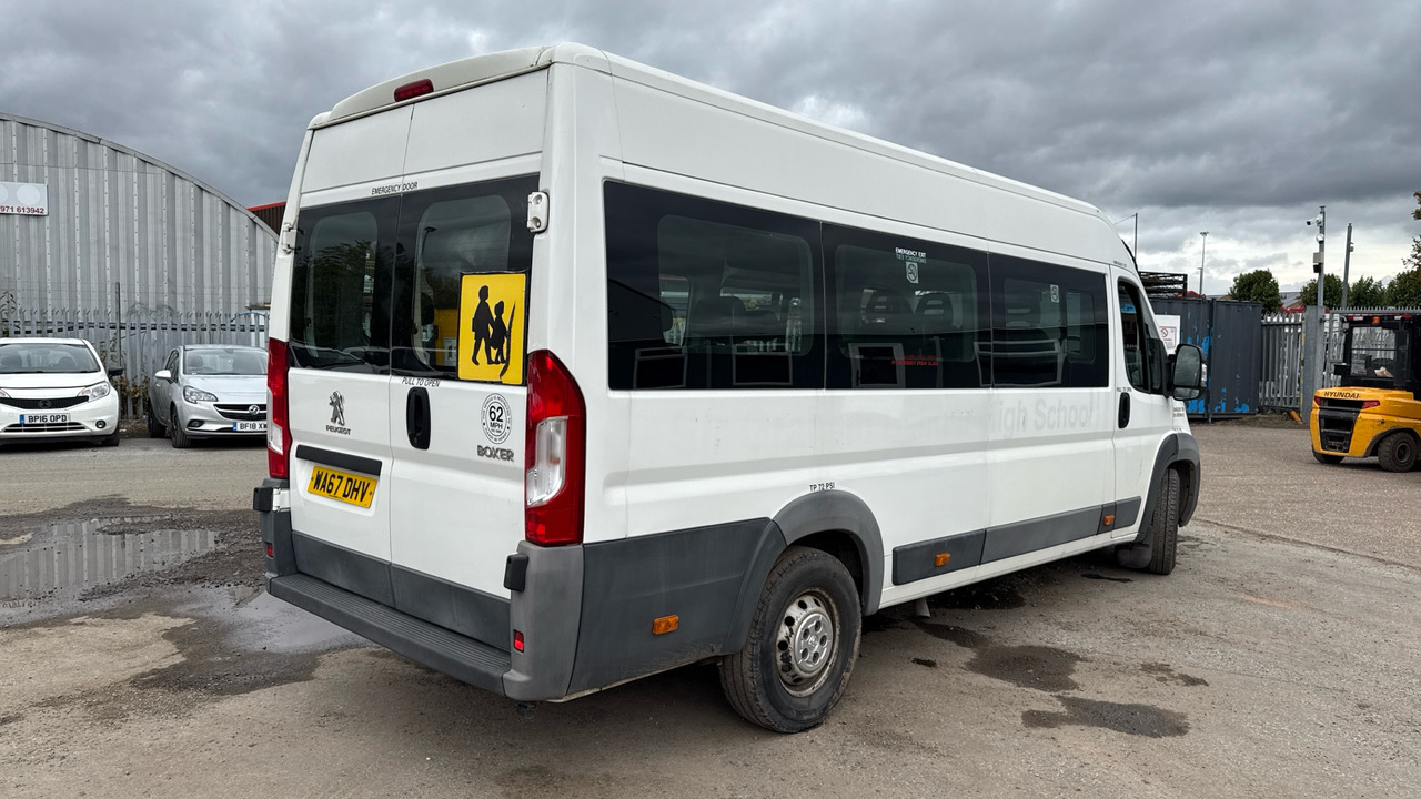 PEUGEOT BOXER 2.0 BLUEHDI 130PS - 소형 버스, 승합차 : 사진 4 PEUGEOT BOXER 2.0 BLUEHDI 130PS - 소형 버스, 승합차 : 사진 4