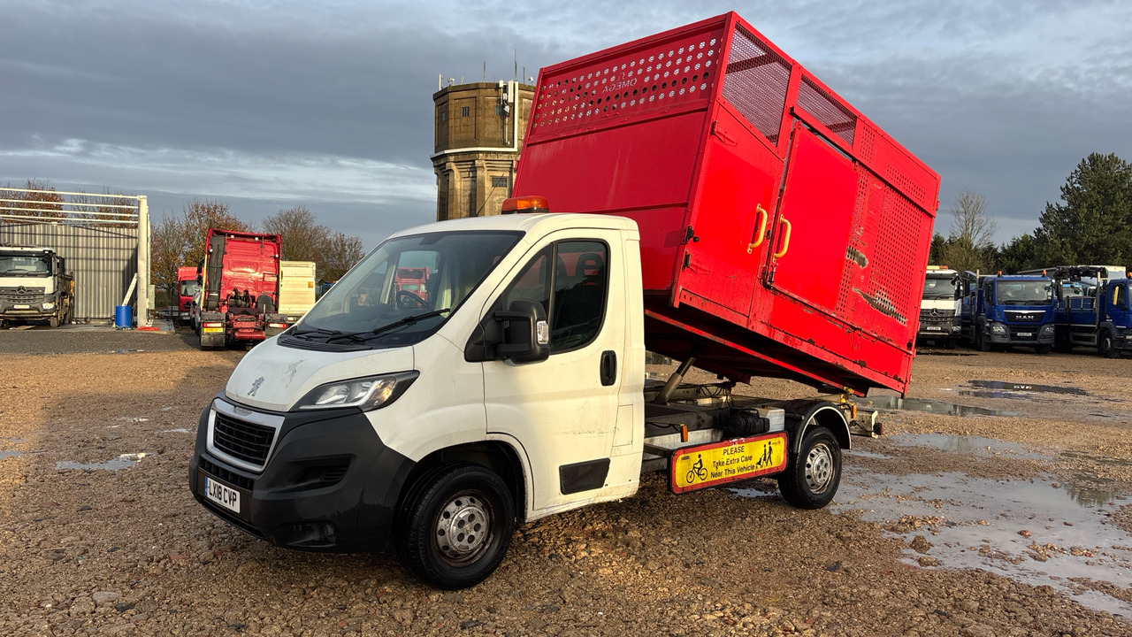 PEUGEOT BOXER 335 2.0 BLUEHDI 130PS PLUS - 덤프 밴 : 사진 2 PEUGEOT BOXER 335 2.0 BLUEHDI 130PS PLUS - 덤프 밴 : 사진 2