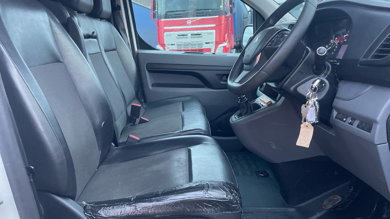 PEUGEOT EXPERT PROFESSIONAL 1.5 BLUEHDI - 패널 밴 : 사진 5 PEUGEOT EXPERT PROFESSIONAL 1.5 BLUEHDI - 패널 밴 : 사진 5