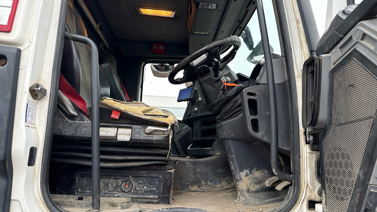 RENAULT C 460 - 콘크리트 믹서 트럭 : 사진 5 RENAULT C 460 - 콘크리트 믹서 트럭 : 사진 5