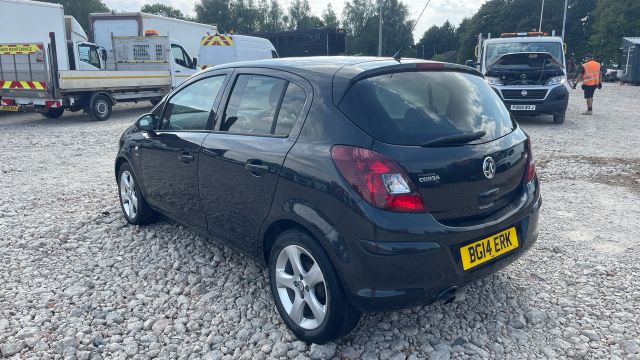 VAUXHALL CORSA 1.4 SXI - 해치백 : 사진 3 VAUXHALL CORSA 1.4 SXI - 해치백 : 사진 3