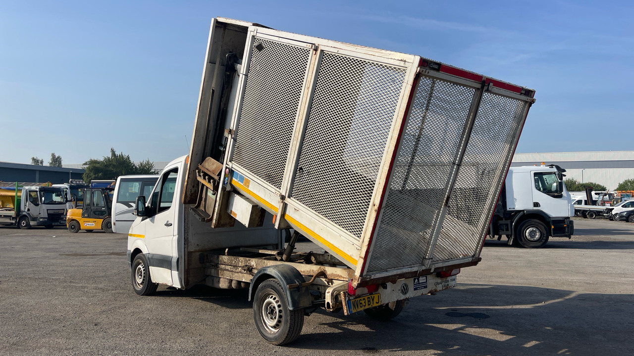 VOLKSWAGEN CRAFTER T30 2.0 TDI 140PS - 덤프 밴 : 사진 3 VOLKSWAGEN CRAFTER T30 2.0 TDI 140PS - 덤프 밴 : 사진 3