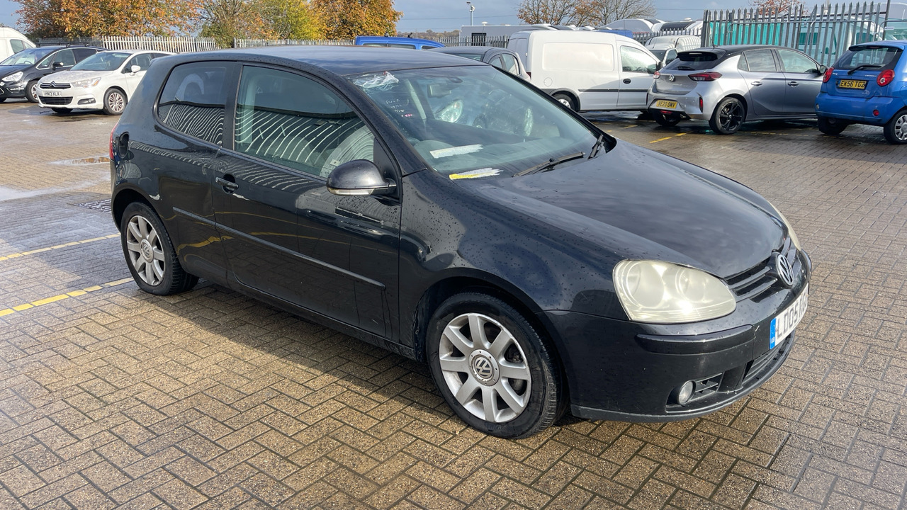 VOLKSWAGEN GOLF 2.0 GT FSI - 해치백 : 사진 1 VOLKSWAGEN GOLF 2.0 GT FSI - 해치백 : 사진 1