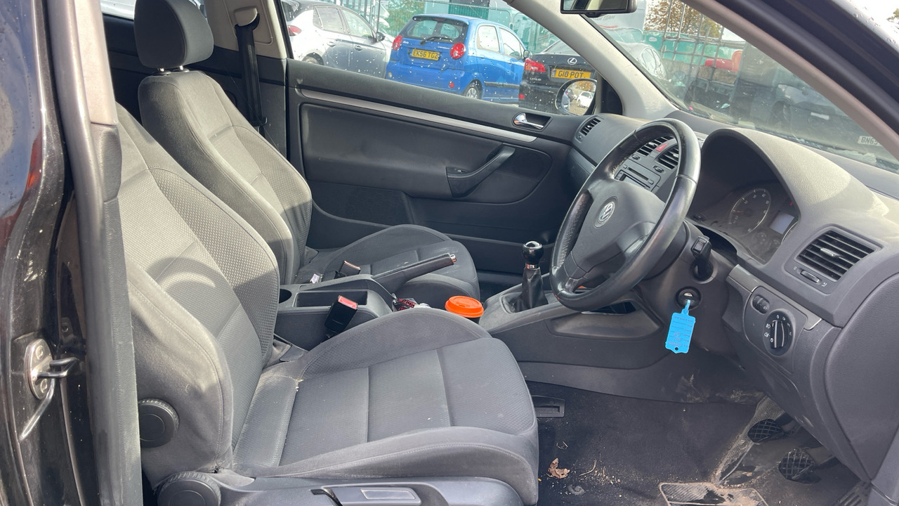 VOLKSWAGEN GOLF 2.0 GT FSI - 해치백 : 사진 5 VOLKSWAGEN GOLF 2.0 GT FSI - 해치백 : 사진 5