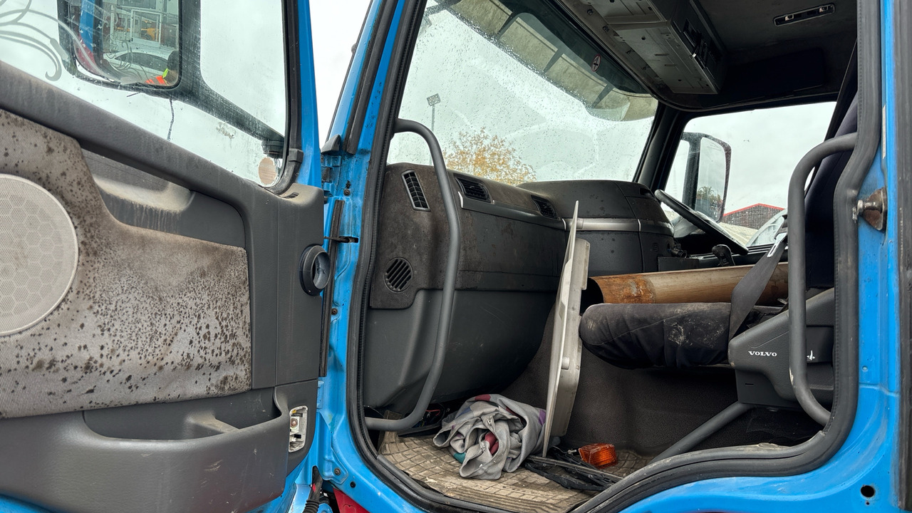 트랙터 유닛 VOLVO FM 12 : 사진 11