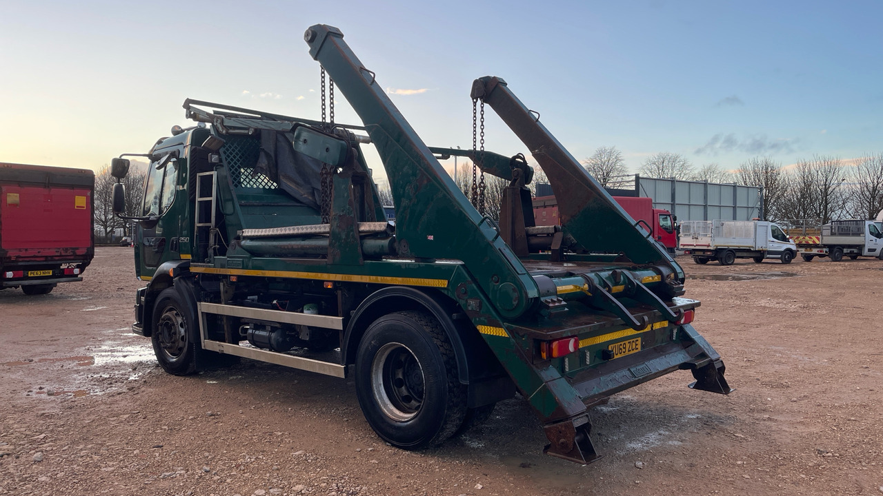 Volvo FL 250 - 스킵 로더 트럭 : 사진 3 Volvo FL 250 - 스킵 로더 트럭 : 사진 3