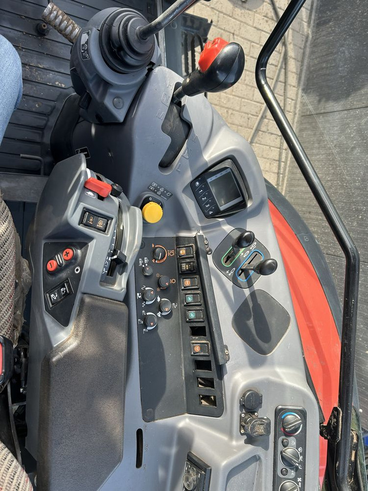 Traktor Kubota 105gx 2021 tur turbo - 장궤형 트랙터 : 사진 5 Traktor Kubota 105gx 2021 tur turbo - 장궤형 트랙터 : 사진 5