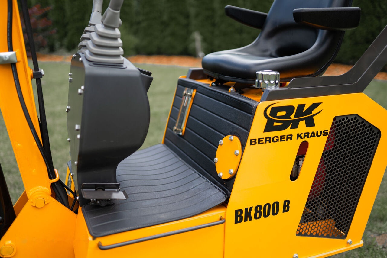 Berger Kraus BK800B Nowa minikoparka Mini excavator - 미니 굴삭기 : 사진 3 Berger Kraus BK800B Nowa minikoparka Mini excavator - 미니 굴삭기 : 사진 3