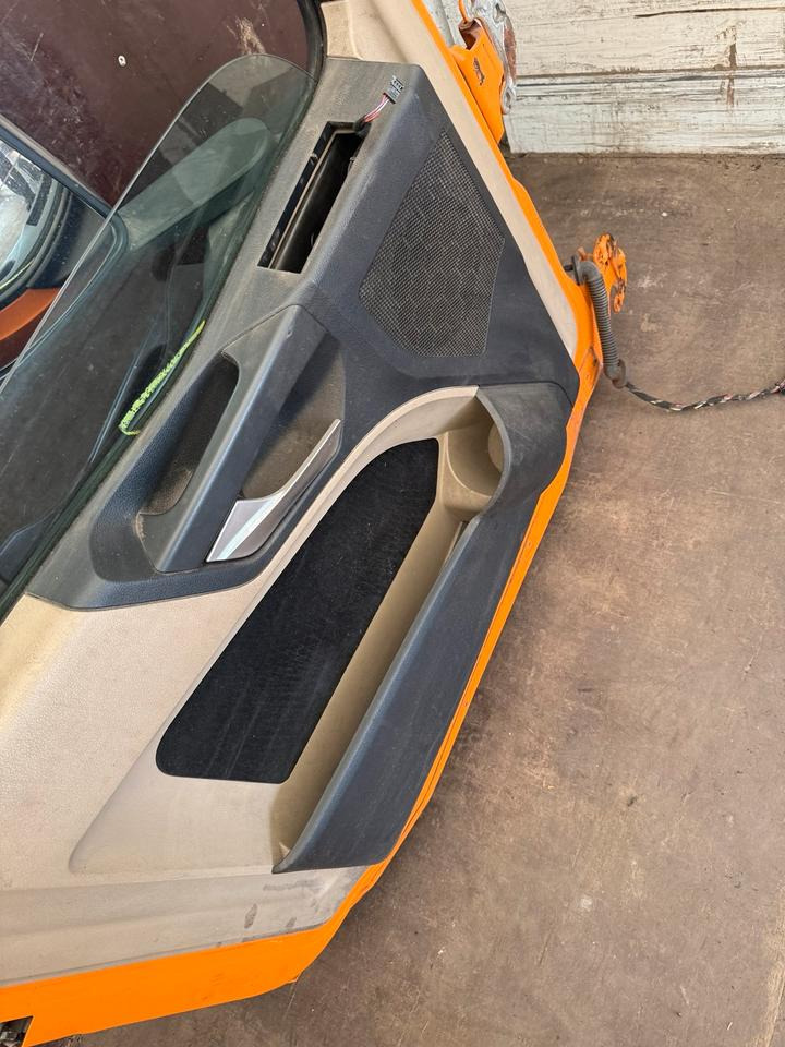 Actros MP4 Fahrertür Orange, Spiegel, Innenverkleidung LN 39 - 도어 및 부품 트럭 용 : 사진 4 Actros MP4 Fahrertür Orange, Spiegel, Innenverkleidung LN 39 - 도어 및 부품 트럭 용 : 사진 4