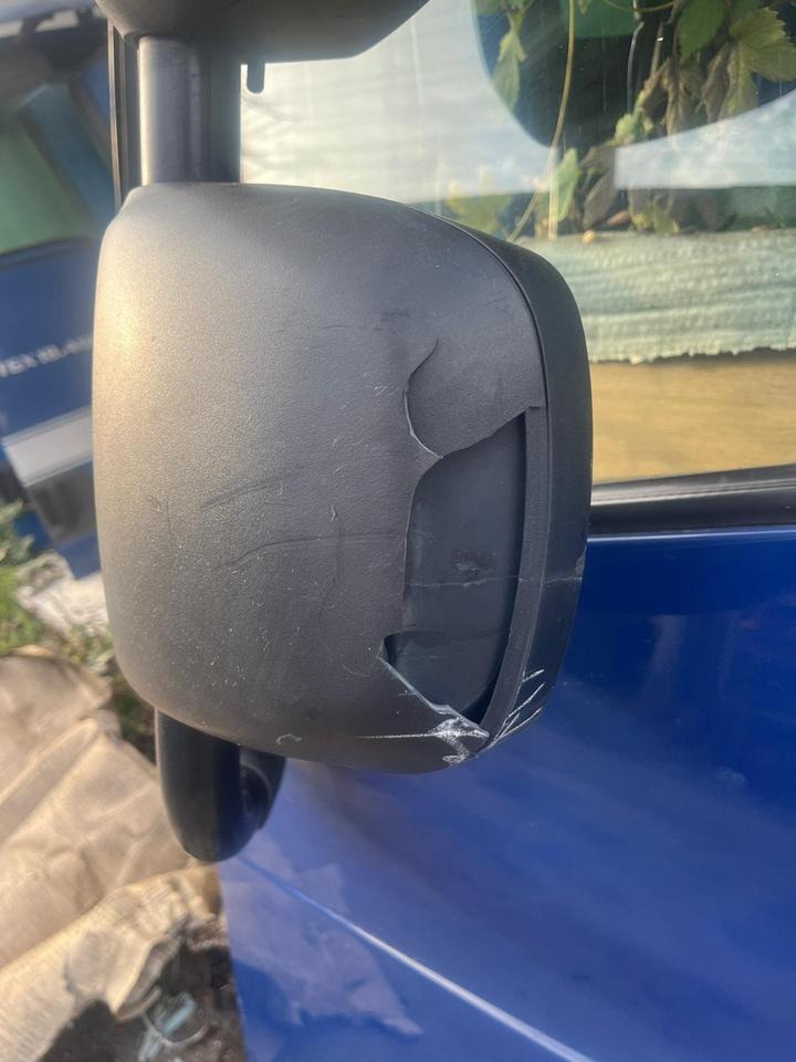 DAF XF 460 EU6 Fahrertür Blau Links Spiegel Innenverkleidung - 도어 및 부품 트럭 용 : 사진 2 DAF XF 460 EU6 Fahrertür Blau Links Spiegel Innenverkleidung - 도어 및 부품 트럭 용 : 사진 2