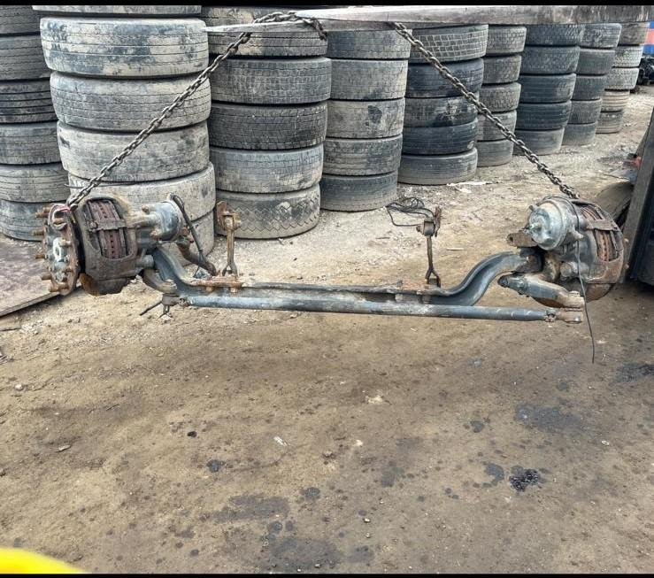 IVECO 7,5t 2003 Achse Vorderachse - 앞 차축 트럭 용 : 사진 1 IVECO 7,5t 2003 Achse Vorderachse - 앞 차축 트럭 용 : 사진 1