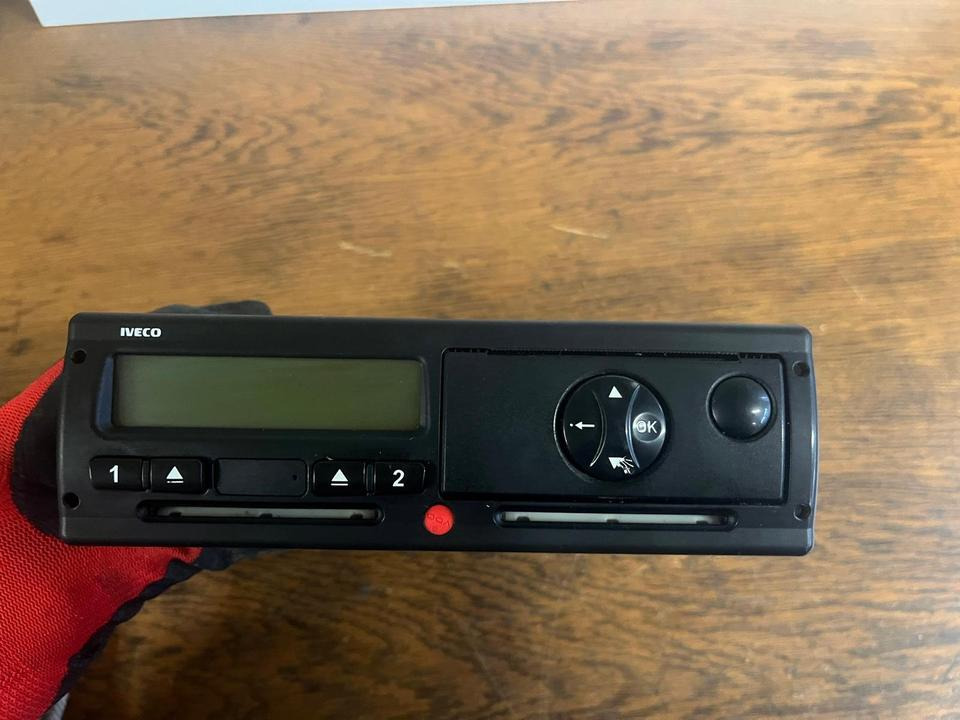 IVECO Tachograph 5801382529 - 태코그래프 : 사진 2 IVECO Tachograph 5801382529 - 태코그래프 : 사진 2