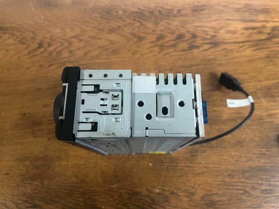 KIENZLE AUTOMOTIVE Multimedia Radio MCR2416BTK - 예비 부속 : 사진 5 KIENZLE AUTOMOTIVE Multimedia Radio MCR2416BTK - 예비 부속 : 사진 5