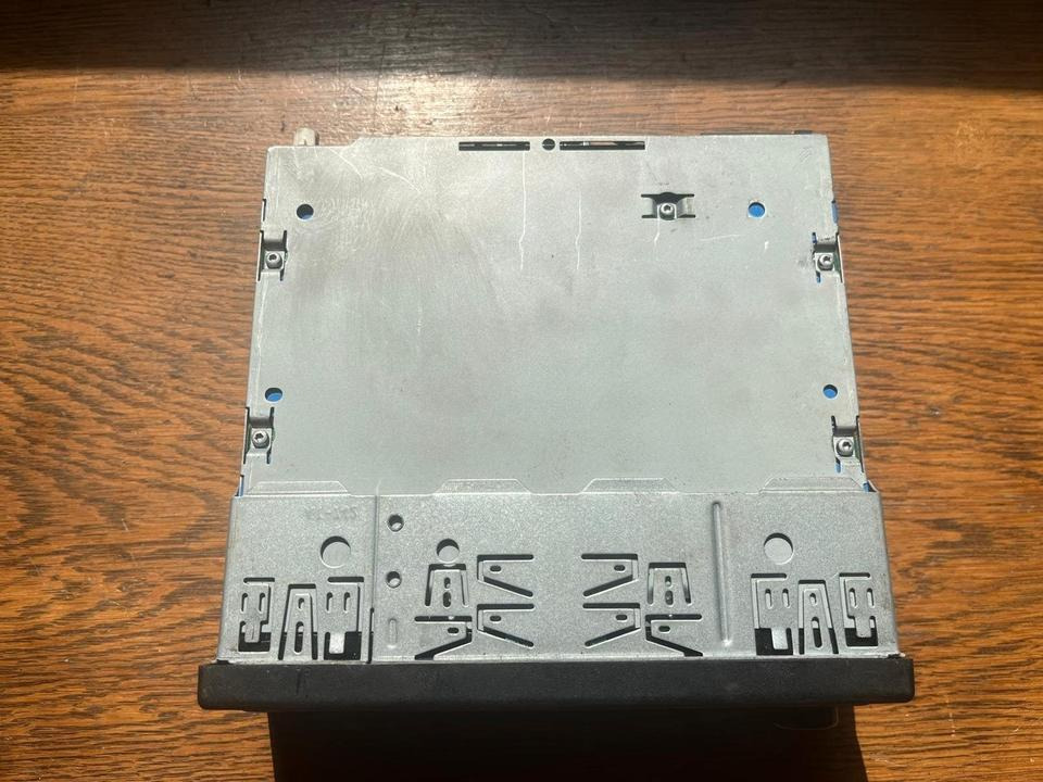 MAN Bosch Multimedia Radio 24V 81.28101-6184 - 내비게이션 시스템 트럭 용 : 사진 5 MAN Bosch Multimedia Radio 24V 81.28101-6184 - 내비게이션 시스템 트럭 용 : 사진 5