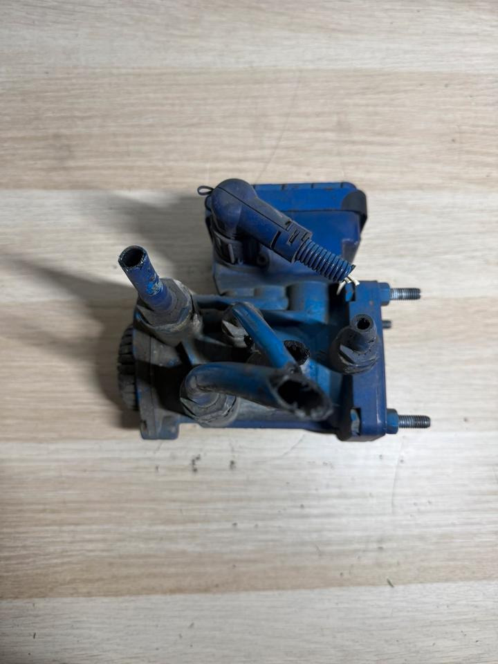 MAN KNORR-BREMSE EBS Ventil K000917 81.52301.6209 - 밸브 트럭 용 : 사진 3 MAN KNORR-BREMSE EBS Ventil K000917 81.52301.6209 - 밸브 트럭 용 : 사진 3