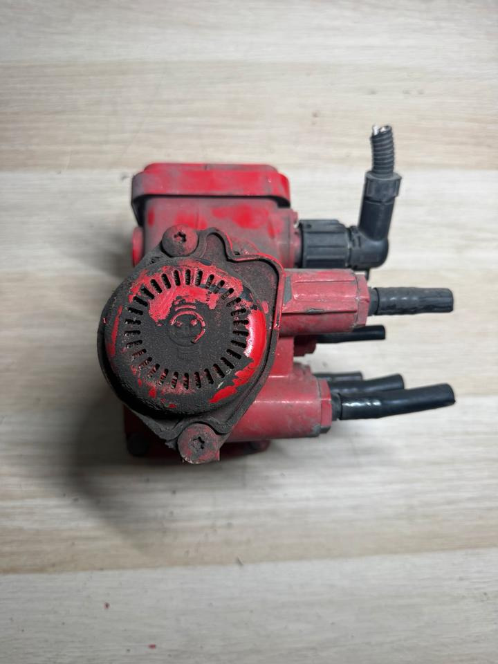 MAN KNORR-BREMSE EBS Ventil K020623 81.52301-6213 - 밸브 트럭 용 : 사진 2 MAN KNORR-BREMSE EBS Ventil K020623 81.52301-6213 - 밸브 트럭 용 : 사진 2