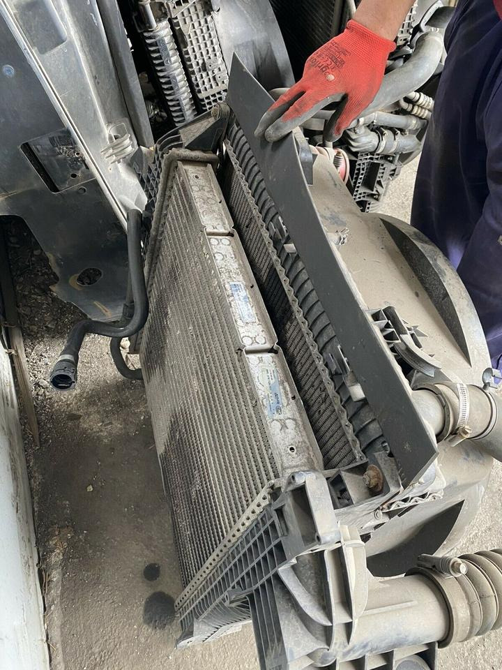 MAN TGL Kühlerpaket Wasserkühler Radiator Kühler - 라디에이터 트럭 용 : 사진 2 MAN TGL Kühlerpaket Wasserkühler Radiator Kühler - 라디에이터 트럭 용 : 사진 2