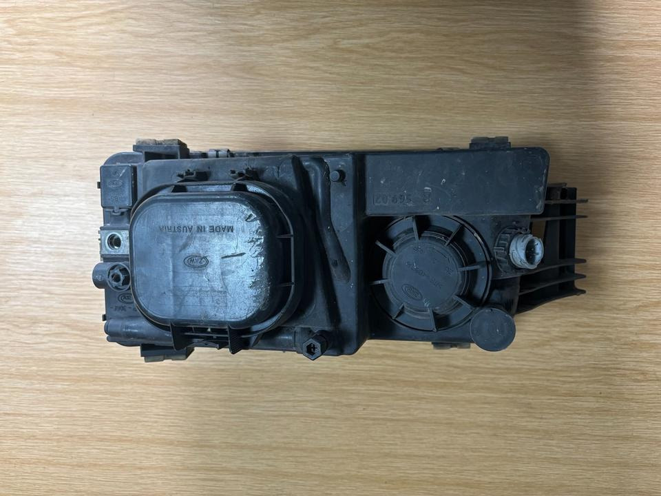 MAN TGL/TGM Hauptscheinwerfer Rechts 81.25101-6466 SN 01 - 전조등 트럭 용 : 사진 2 MAN TGL/TGM Hauptscheinwerfer Rechts 81.25101-6466 SN 01 - 전조등 트럭 용 : 사진 2