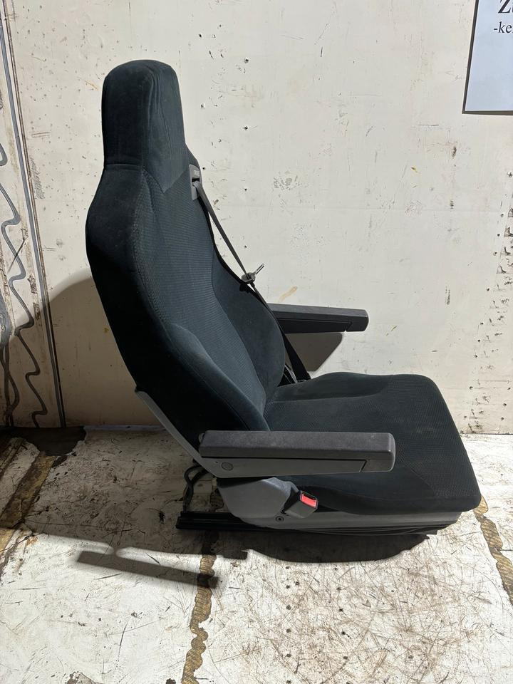 MAN TGX Fahrersitz - 좌석 트럭 용 : 사진 2 MAN TGX Fahrersitz - 좌석 트럭 용 : 사진 2