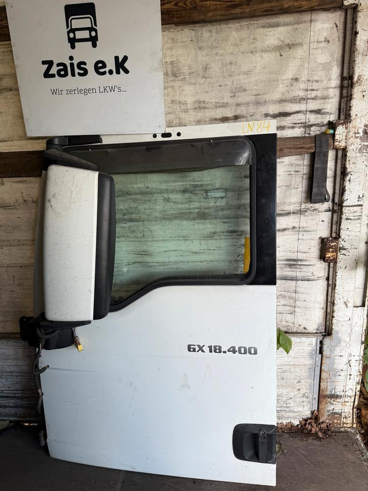 MAN TGX Fahrertür Weiß mit Spiegel Innenverkleidung LN 84 - 도어 및 부품 트럭 용 : 사진 1 MAN TGX Fahrertür Weiß mit Spiegel Innenverkleidung LN 84 - 도어 및 부품 트럭 용 : 사진 1