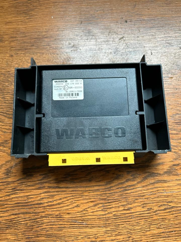 MAN WABCO Steuergerät ECAS 4*2 81.25811-7030 - ECU 트럭 용 : 사진 1 MAN WABCO Steuergerät ECAS 4*2 81.25811-7030 - ECU 트럭 용 : 사진 1