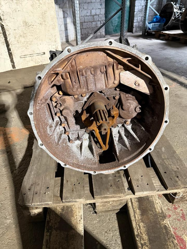 MAN ZF ASTRONIC 12 AS 2130 TD + Doppel Nebenantrieb - 기어박스 트럭 용 : 사진 1 MAN ZF ASTRONIC 12 AS 2130 TD + Doppel Nebenantrieb - 기어박스 트럭 용 : 사진 1