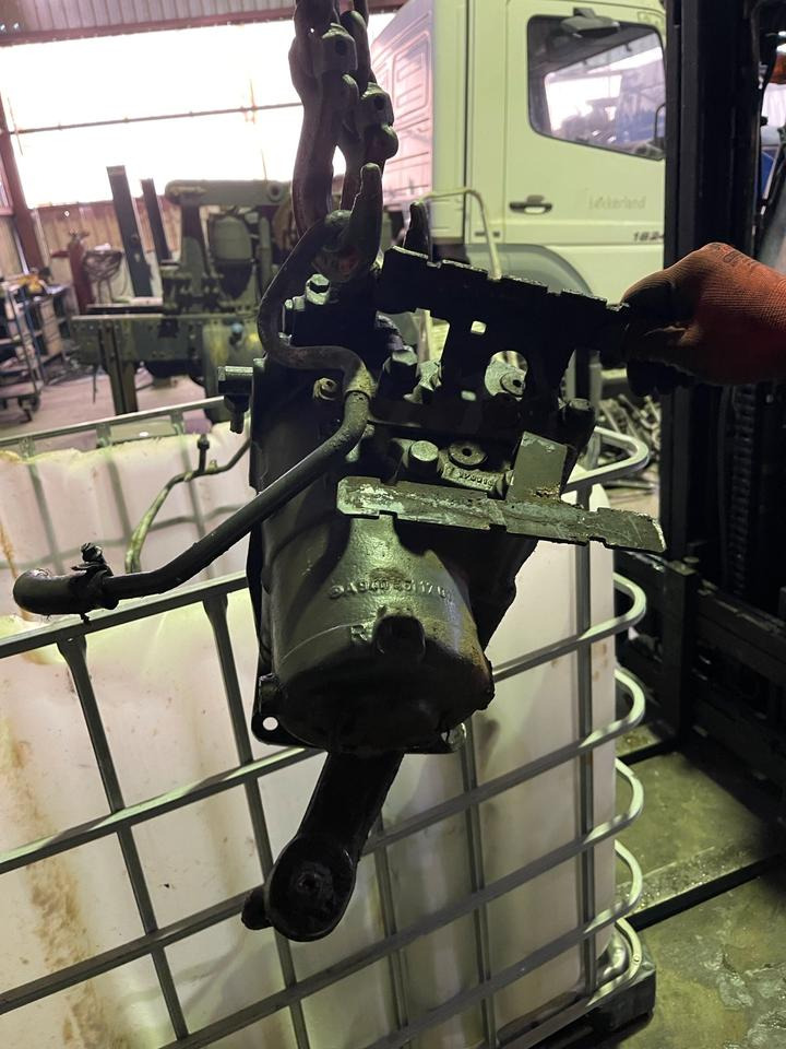 MERCEDES ACTROS Lenkung Lenkgetriebe A9604611701 LS8 - 스티어링 트럭 용 : 사진 2 MERCEDES ACTROS Lenkung Lenkgetriebe A9604611701 LS8 - 스티어링 트럭 용 : 사진 2