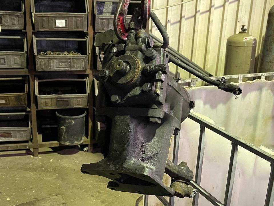 MERCEDES ACTROS Lenkung Lenkgetriebe A9604611701 LS8 - 스티어링 트럭 용 : 사진 1 MERCEDES ACTROS Lenkung Lenkgetriebe A9604611701 LS8 - 스티어링 트럭 용 : 사진 1