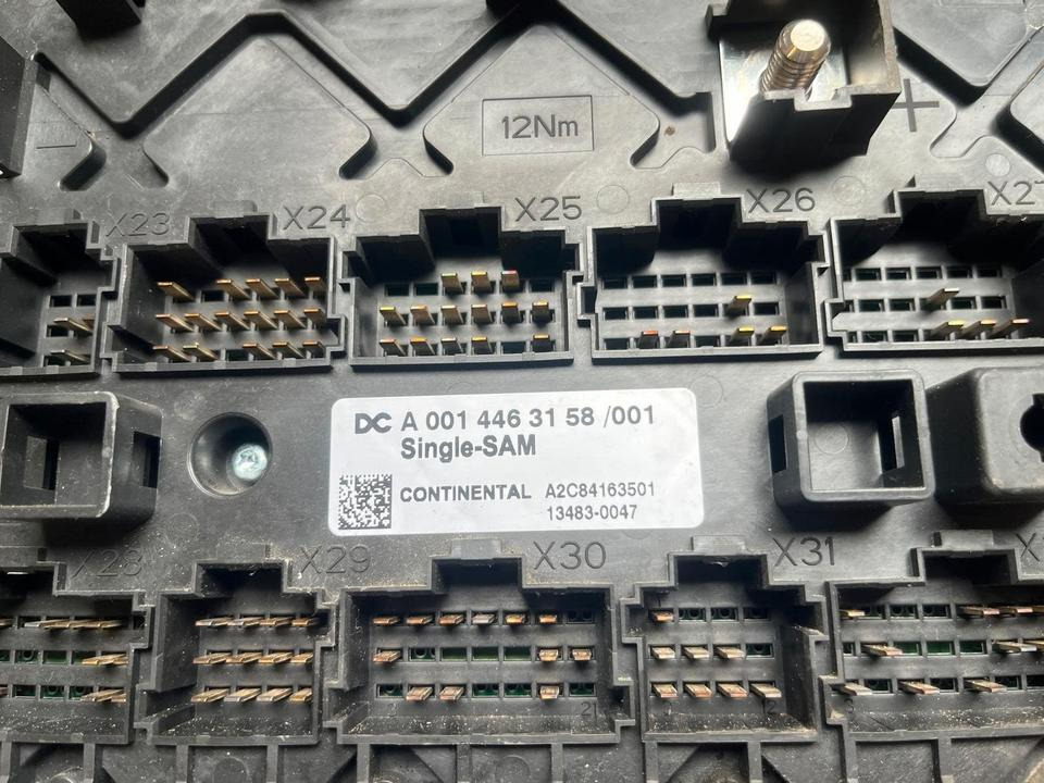 Mercedes Actros MP4 Continental Sicherungskasten A0014463158 - 퓨즈 트럭 용 : 사진 2 Mercedes Actros MP4 Continental Sicherungskasten A0014463158 - 퓨즈 트럭 용 : 사진 2