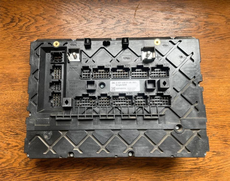 Mercedes Actros MP4 Continental Sicherungskasten A0014463158 - 퓨즈 트럭 용 : 사진 3 Mercedes Actros MP4 Continental Sicherungskasten A0014463158 - 퓨즈 트럭 용 : 사진 3