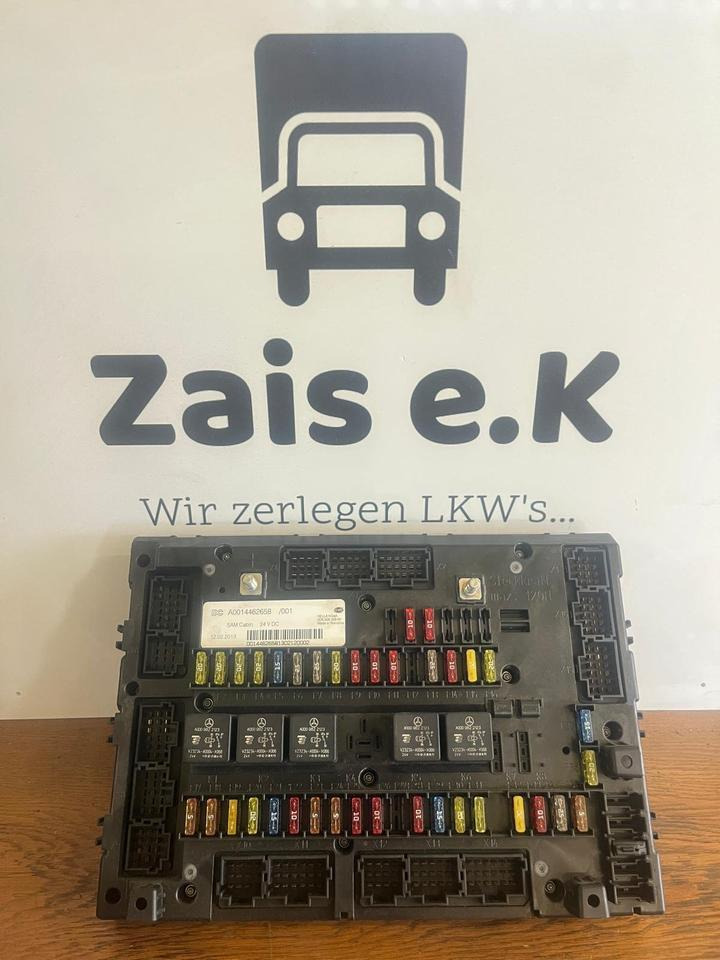 Mercedes Actros MP4 SAM Cabin Sicherungskasten A0014462658 - 퓨즈 트럭 용 : 사진 1 Mercedes Actros MP4 SAM Cabin Sicherungskasten A0014462658 - 퓨즈 트럭 용 : 사진 1