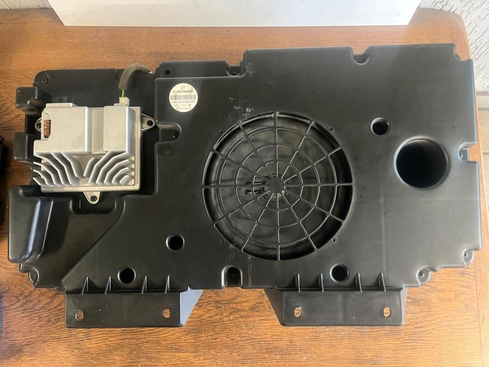 Mercedes Actros MP4 Subwoofer Soundsystem Bass A0018206202 - 대시보드 트럭 용 : 사진 2 Mercedes Actros MP4 Subwoofer Soundsystem Bass A0018206202 - 대시보드 트럭 용 : 사진 2