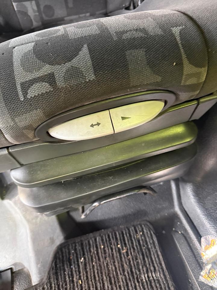 Mercedes Atego 3 Beifahrersitz mit Luft - 좌석 트럭 용 : 사진 5 Mercedes Atego 3 Beifahrersitz mit Luft - 좌석 트럭 용 : 사진 5