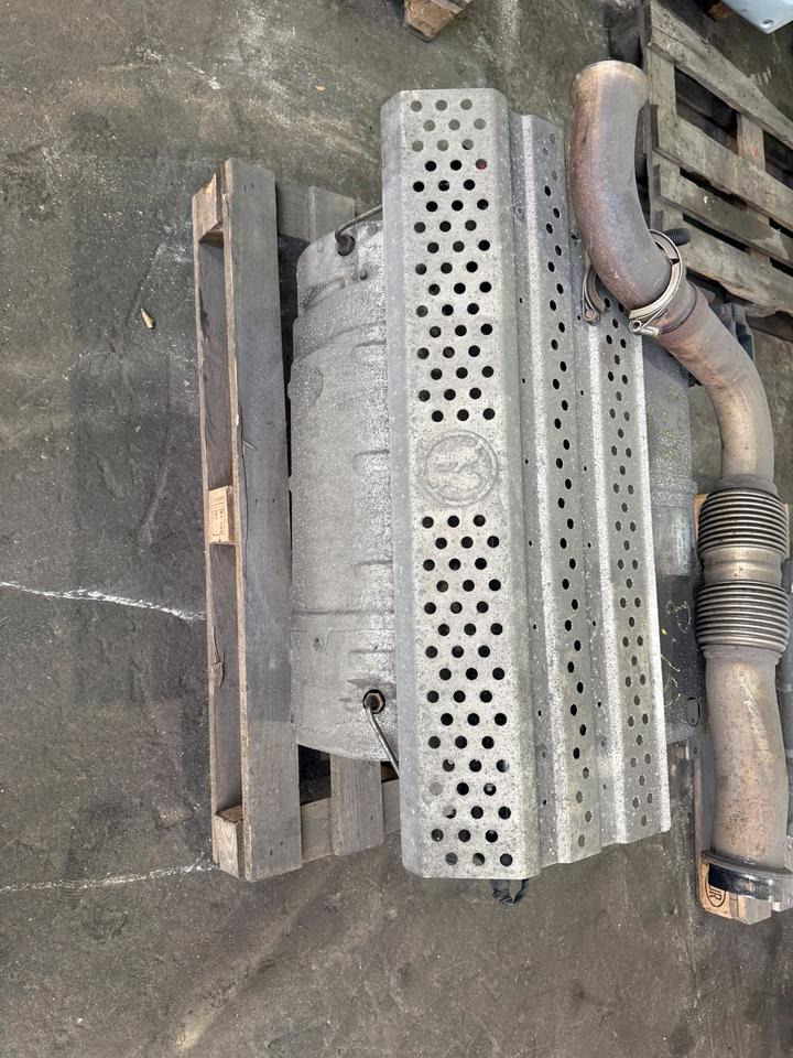Mercedes Atego 4 EU6 Auspuff Katalysator A0064904012 - 촉매 컨버터 트럭 용 : 사진 2 Mercedes Atego 4 EU6 Auspuff Katalysator A0064904012 - 촉매 컨버터 트럭 용 : 사진 2