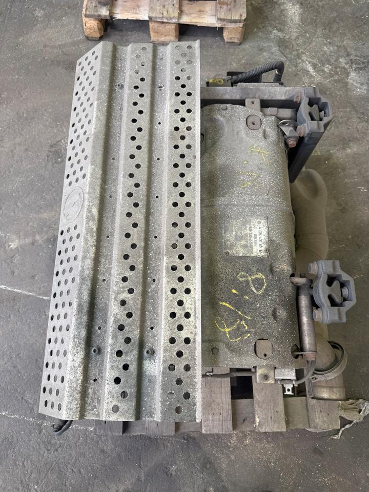 Mercedes Atego 4 EU6 Auspuff Katalysator A0064904012 - 촉매 컨버터 트럭 용 : 사진 5 Mercedes Atego 4 EU6 Auspuff Katalysator A0064904012 - 촉매 컨버터 트럭 용 : 사진 5