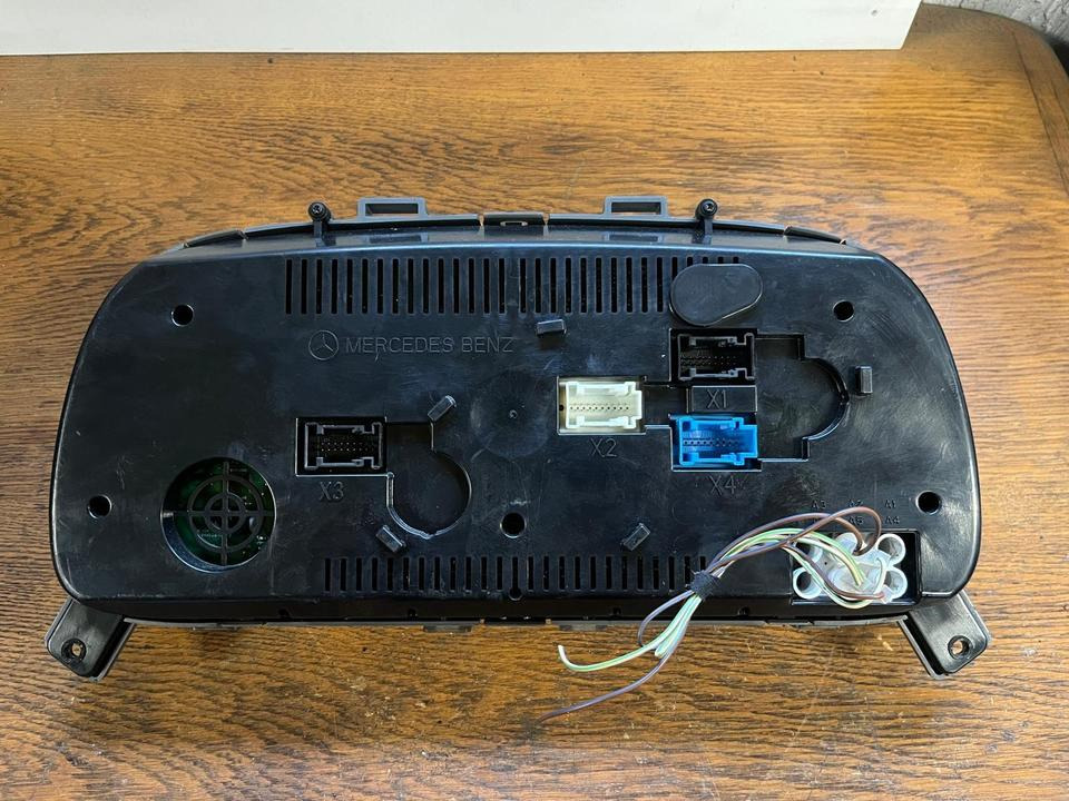 Mercedes Atego Kombiinstrument / Tacho A0044463421 - 대시보드 트럭 용 : 사진 5 Mercedes Atego Kombiinstrument / Tacho A0044463421 - 대시보드 트럭 용 : 사진 5