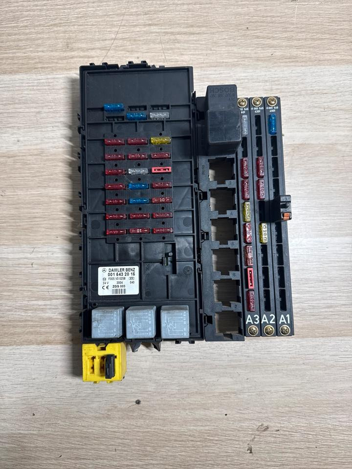 Mercedes Atego Sicherungskasten A0015432015 - 전기 설비 트럭 용 : 사진 2 Mercedes Atego Sicherungskasten A0015432015 - 전기 설비 트럭 용 : 사진 2