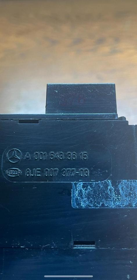 Mercedes Atego Sicherungskasten (Zentralelektrik) A0015433615 - 퓨즈 트럭 용 : 사진 3 Mercedes Atego Sicherungskasten (Zentralelektrik) A0015433615 - 퓨즈 트럭 용 : 사진 3