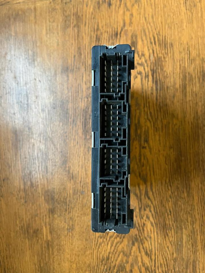 Mercedes Atego VDO Elektronik FMR Steuergerät A 000 446 39 02 - ECU 트럭 용 : 사진 3 Mercedes Atego VDO Elektronik FMR Steuergerät A 000 446 39 02 - ECU 트럭 용 : 사진 3