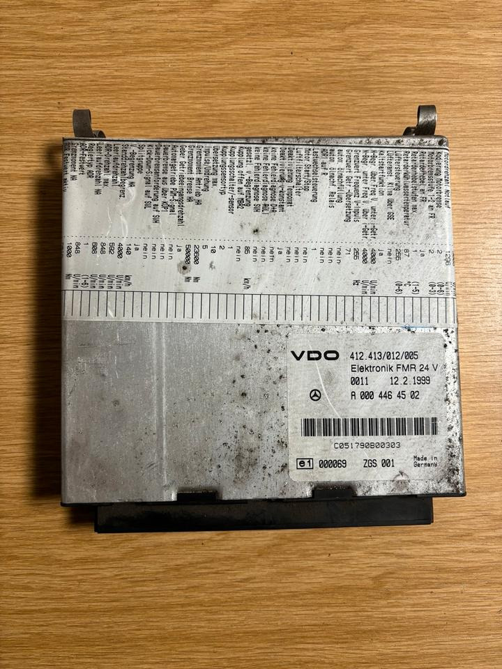 Mercedes Atego VDO Elektronik FMR Steuergerät A0004464502 - ECU 트럭 용 : 사진 1 Mercedes Atego VDO Elektronik FMR Steuergerät A0004464502 - ECU 트럭 용 : 사진 1